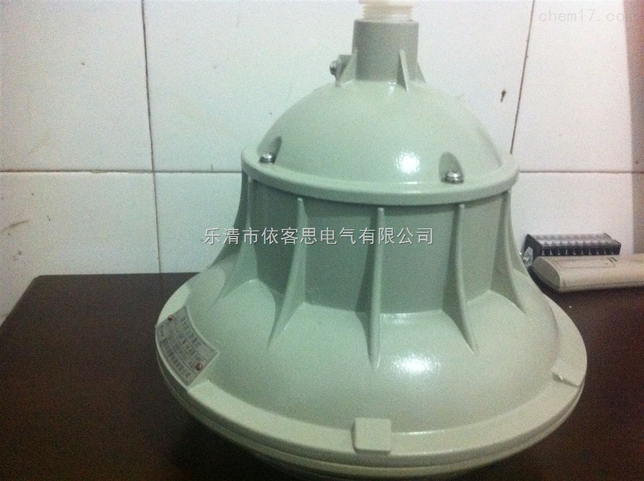 NFC9180 150W防炫通路灯(零售批发)铝合金压铸 钢化玻璃
